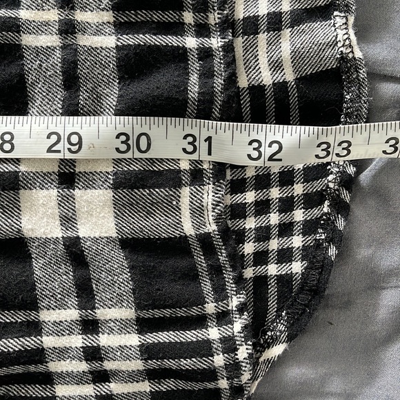 En Creme Plaid Dress - Picture 11 of 12